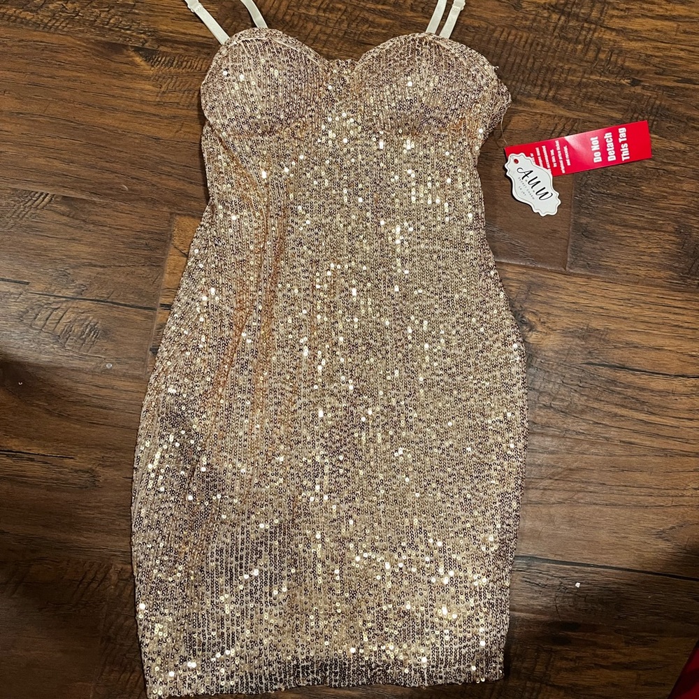 ANW Gold sparkly dress with tags never been worn